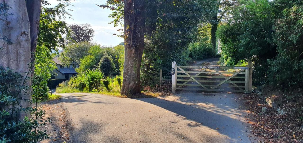 Large Mach Apartment At Pen Y Coed Hall ドルゲラウ エクステリア 写真